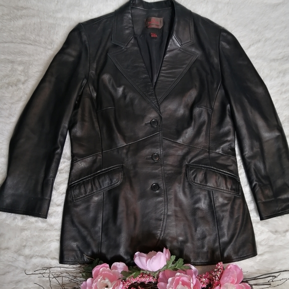 Danier Jackets & Blazers - Vintage Danier Genuine Italian Leather Jacket